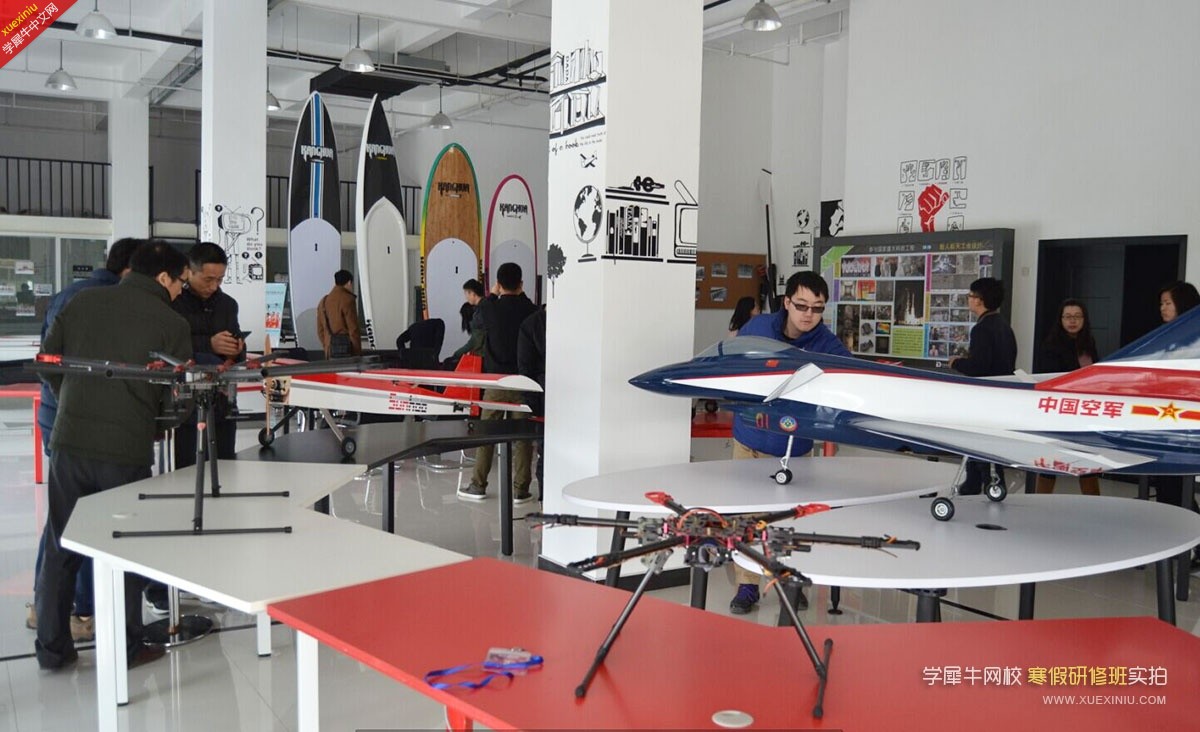 基地航模展厅.jpg